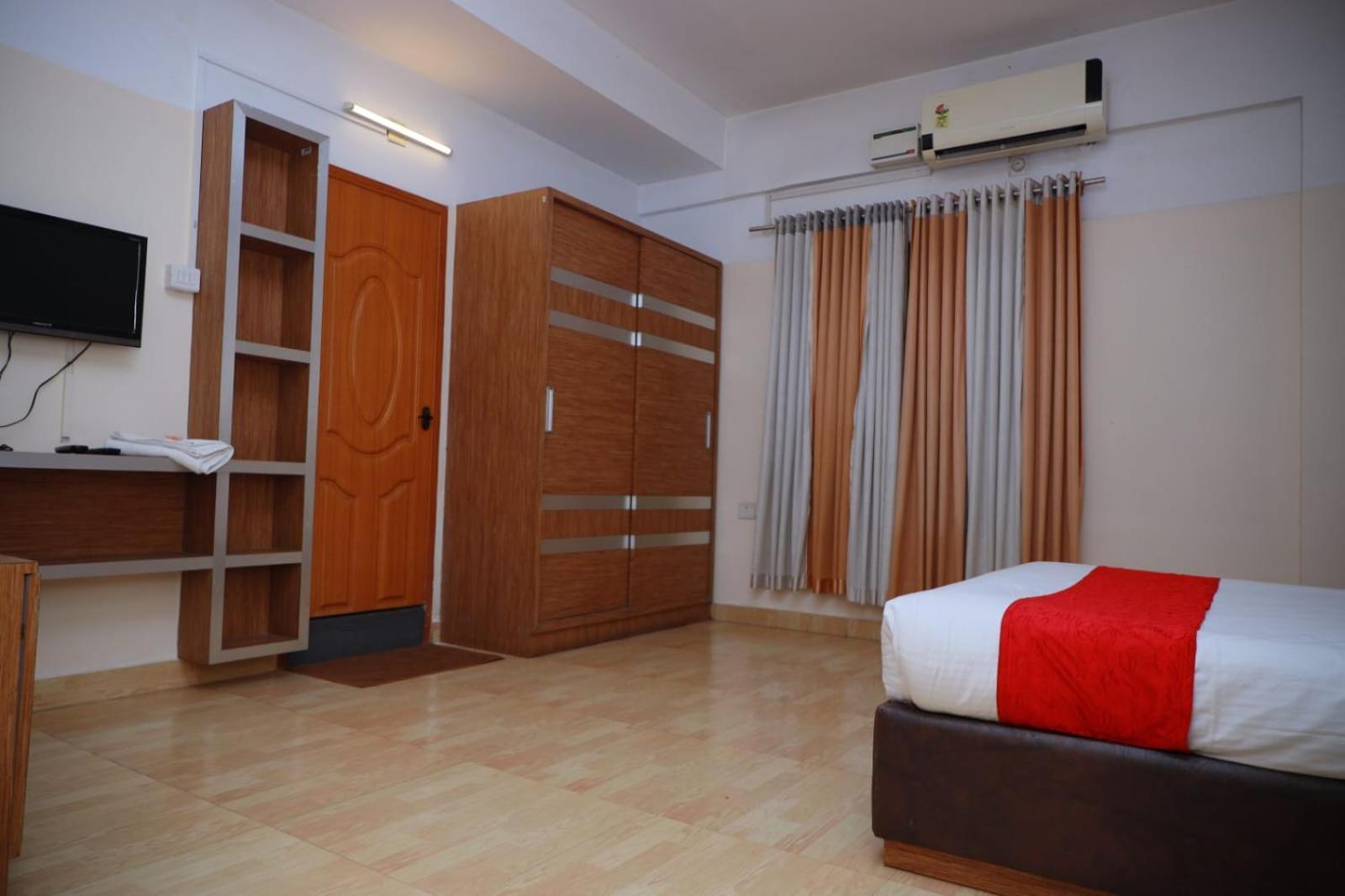 Hotel Tayas Trippapur المظهر الخارجي الصورة